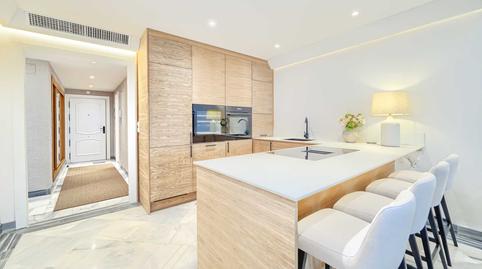 Foto 5 de Apartament en venda a Arturo Rubistein, 8, Playa de la Fontanilla, Marbella