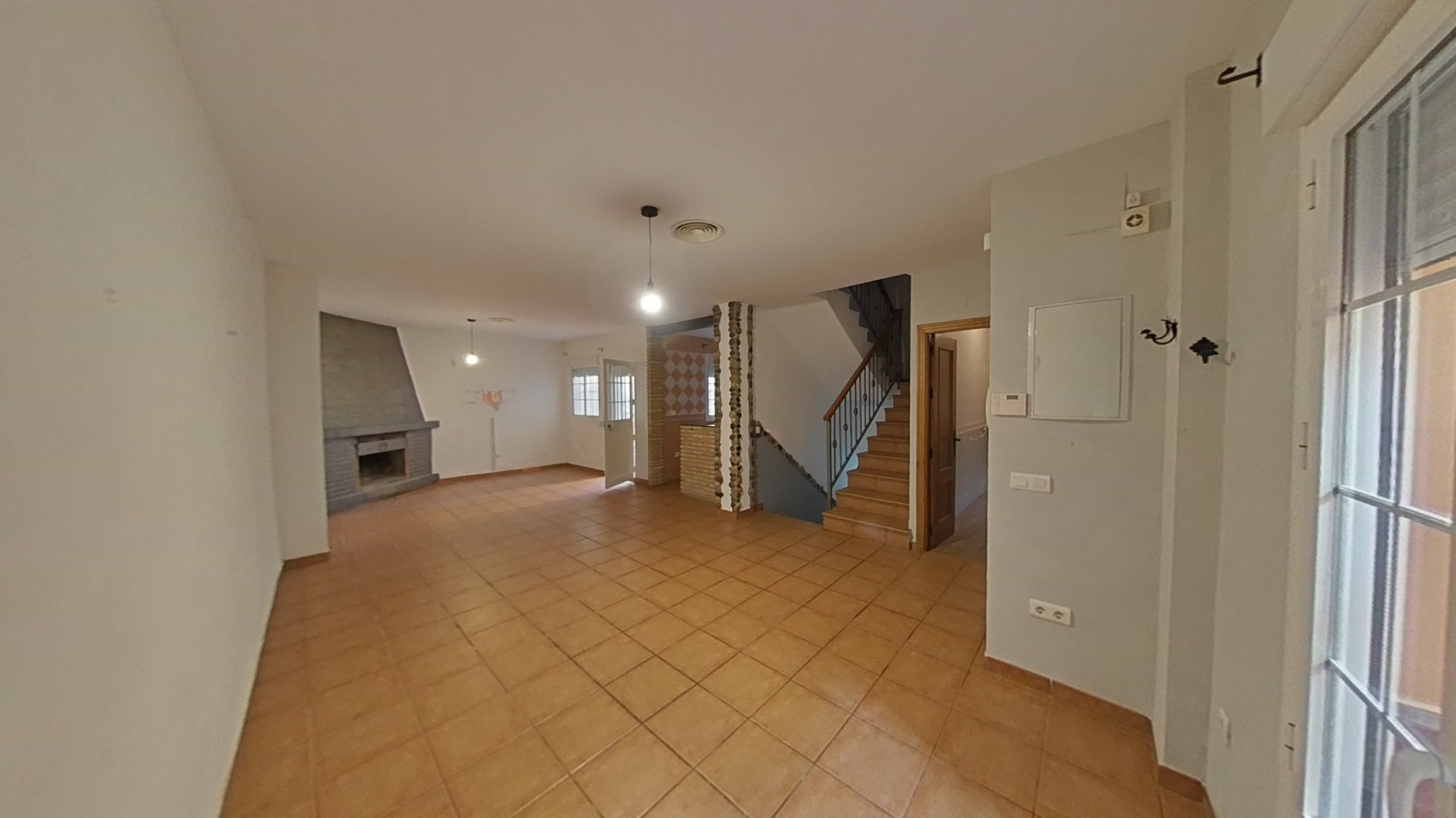 Casa adosada en venda en Algeciras amb Terrassa, Traster i Balcó