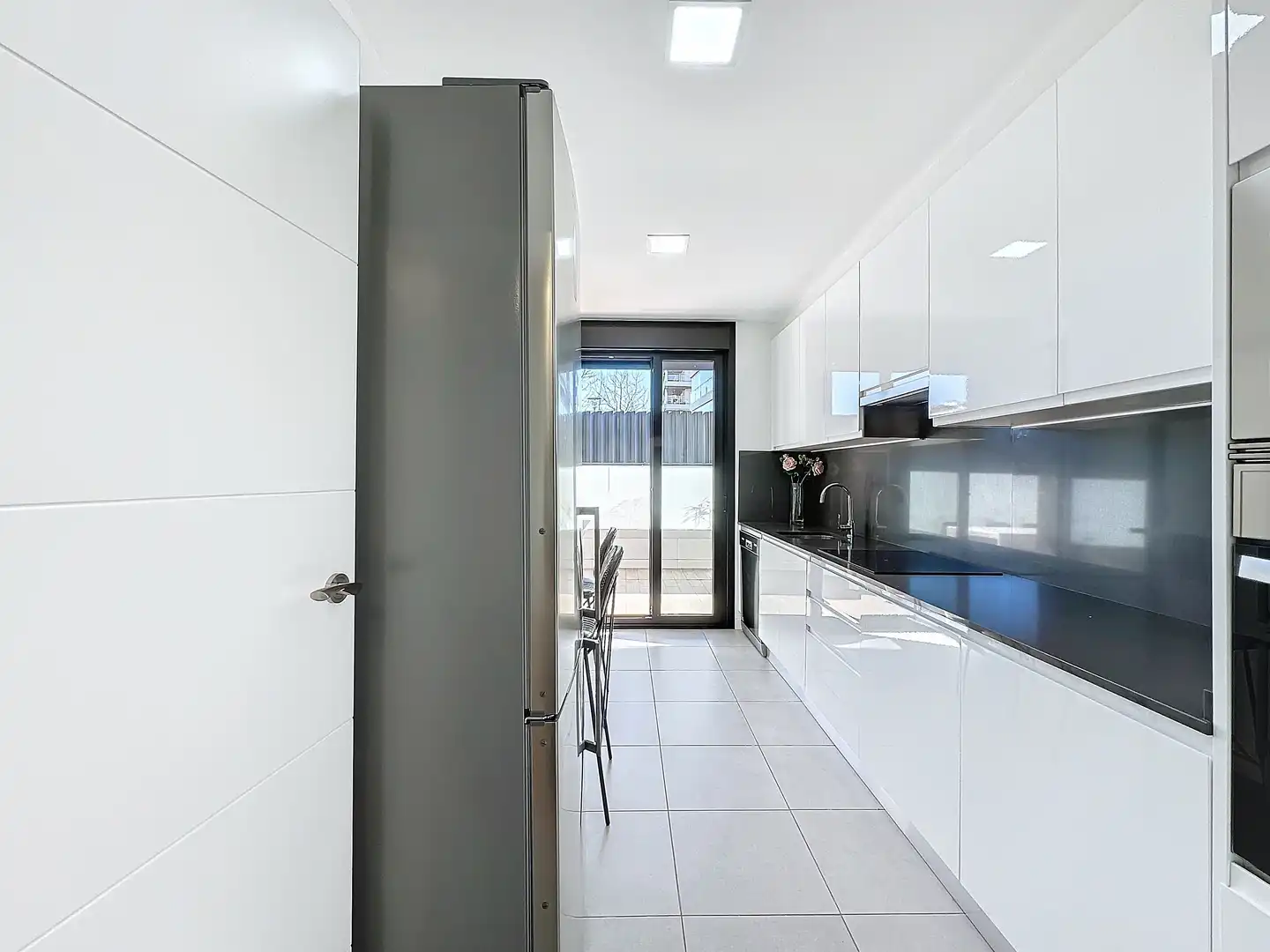Küche von Wohnung zum Verkauf in Sanxenxo mit Heizung, Terrasse und Schwimmbad