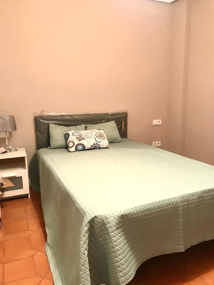 Habitación de Piso de alquiler en Plasencia con Calefacción, Amueblado y Horno
