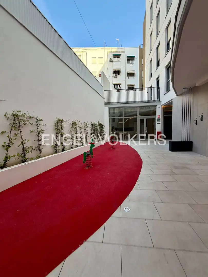 Terrace of Flat for rent in Valencia  with Air Conditioner, Heating and Private garden