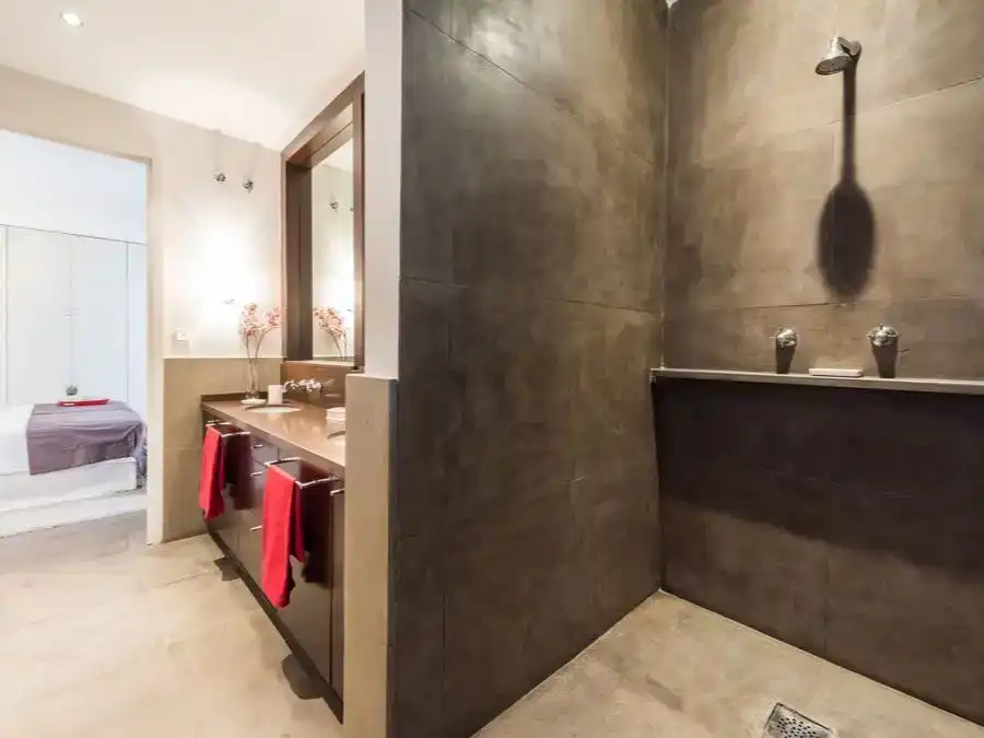Badezimmer von Wohnungen zur Miete in Dos Hermanas