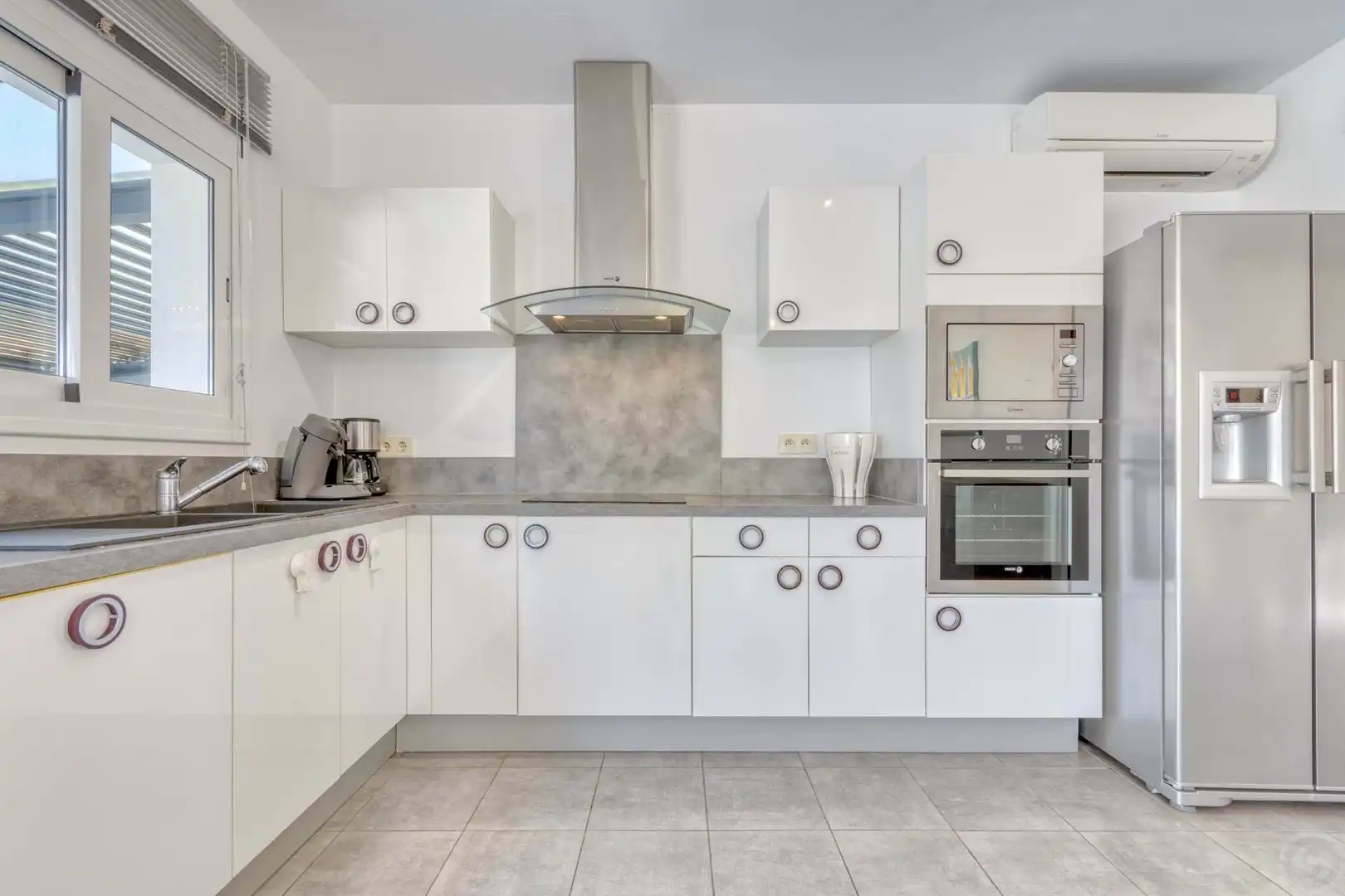 Cocina de Casa o chalet en venta en Empuriabrava con Aire acondicionado, Calefacción y Jardín privado