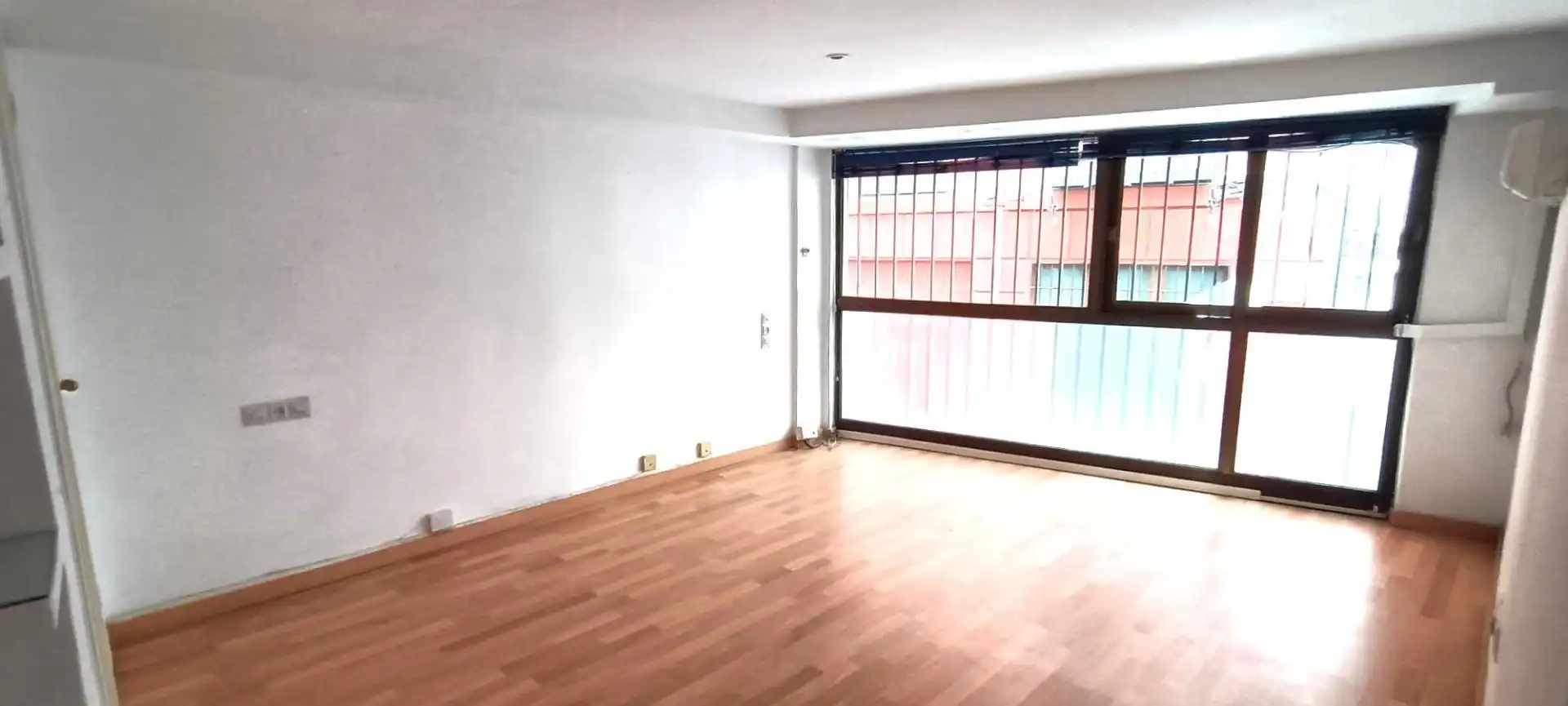 Bedroom of Office for rent in Granada  with Air Conditioner and Heating