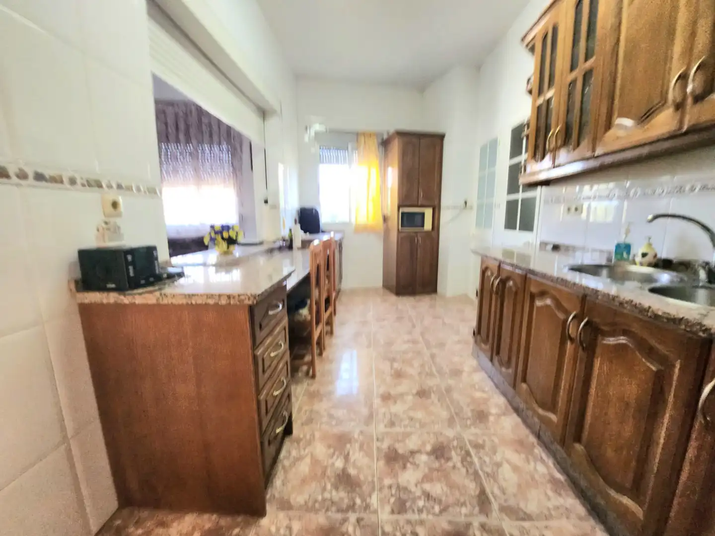 Küche von Haus oder Chalet zum Verkauf in Alcalá de Guadaira mit Privatgarten, Terrasse und Abstellraum