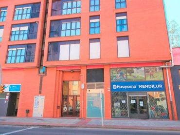 Local comercial en venta en Zalla