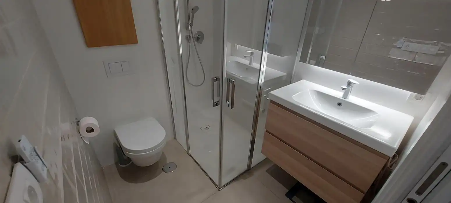 Baño de Piso de alquiler en Sagunto / Sagunt con Jardín privado, Terraza y Amueblado