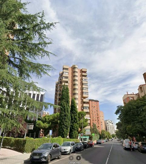 Foto 2 de Apartament en venda a Costillares, Madrid Capital