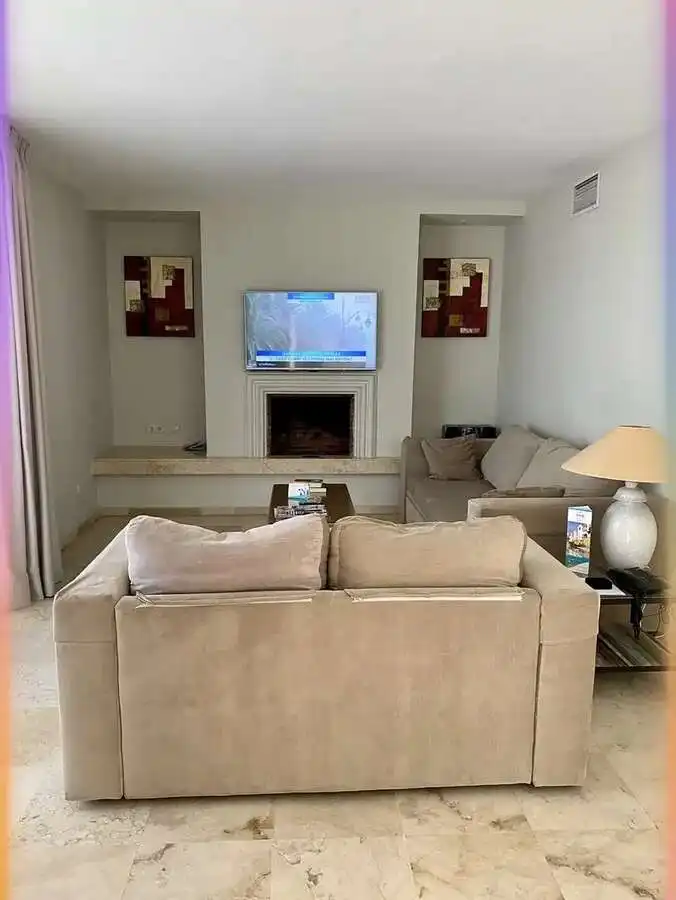 Living room of Flat for sale in Marbella  with Terrace and Swimming Pool