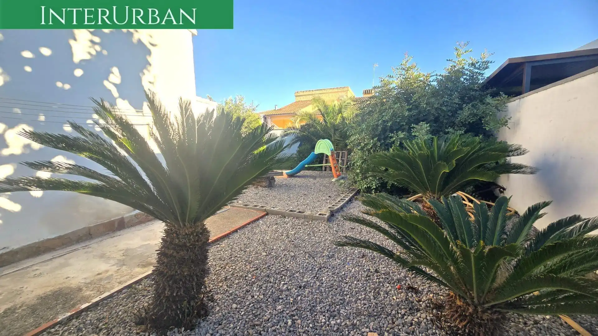 Jardí de Casa o xalet en venda en La Pobla de Vallbona amb Aire condicionat, Calefacció i Jardí privat