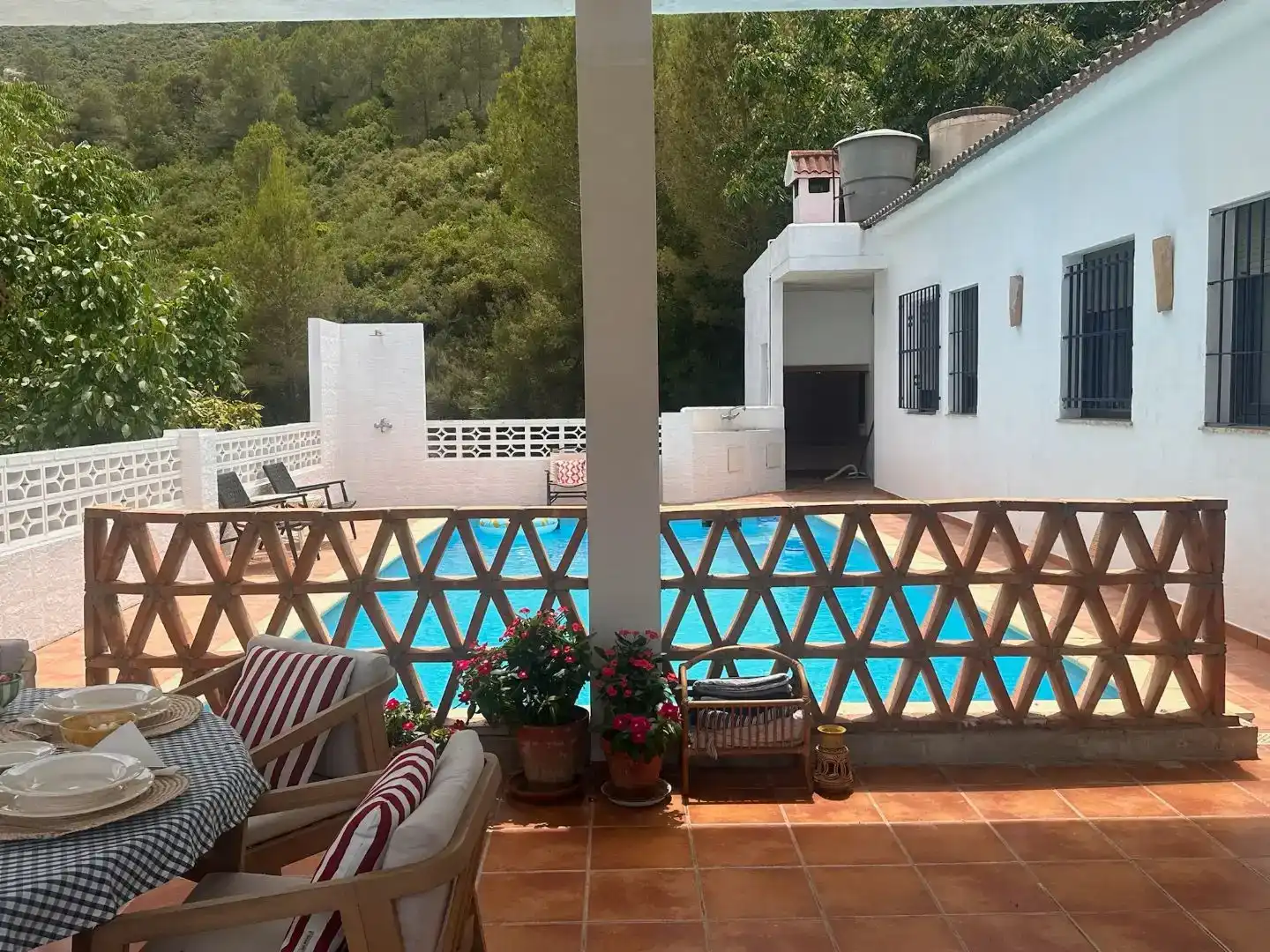 Swimming pool of Houses for rent in Llaurí, Valencia