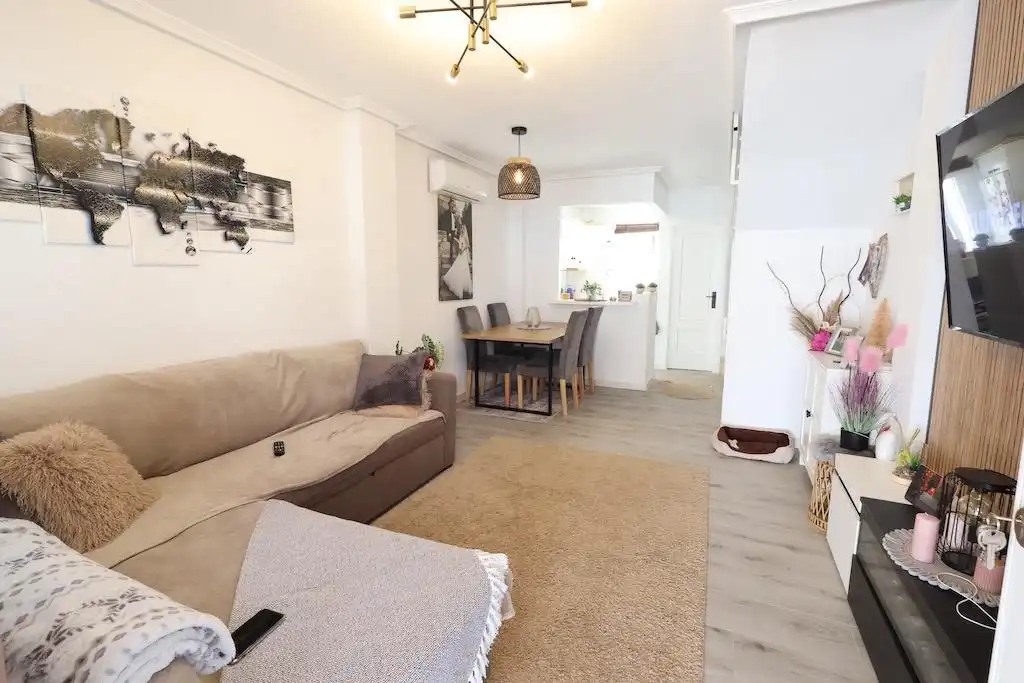 Sala de estar de Casa o chalet en venta en Pilar de la Horadada con Jardín privado, Terraza y Amueblado