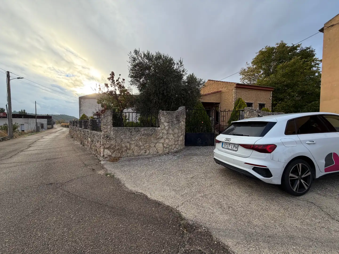Vista exterior de Finca rústica en venta en Fombellida con Jardín privado, Terraza y Amueblado