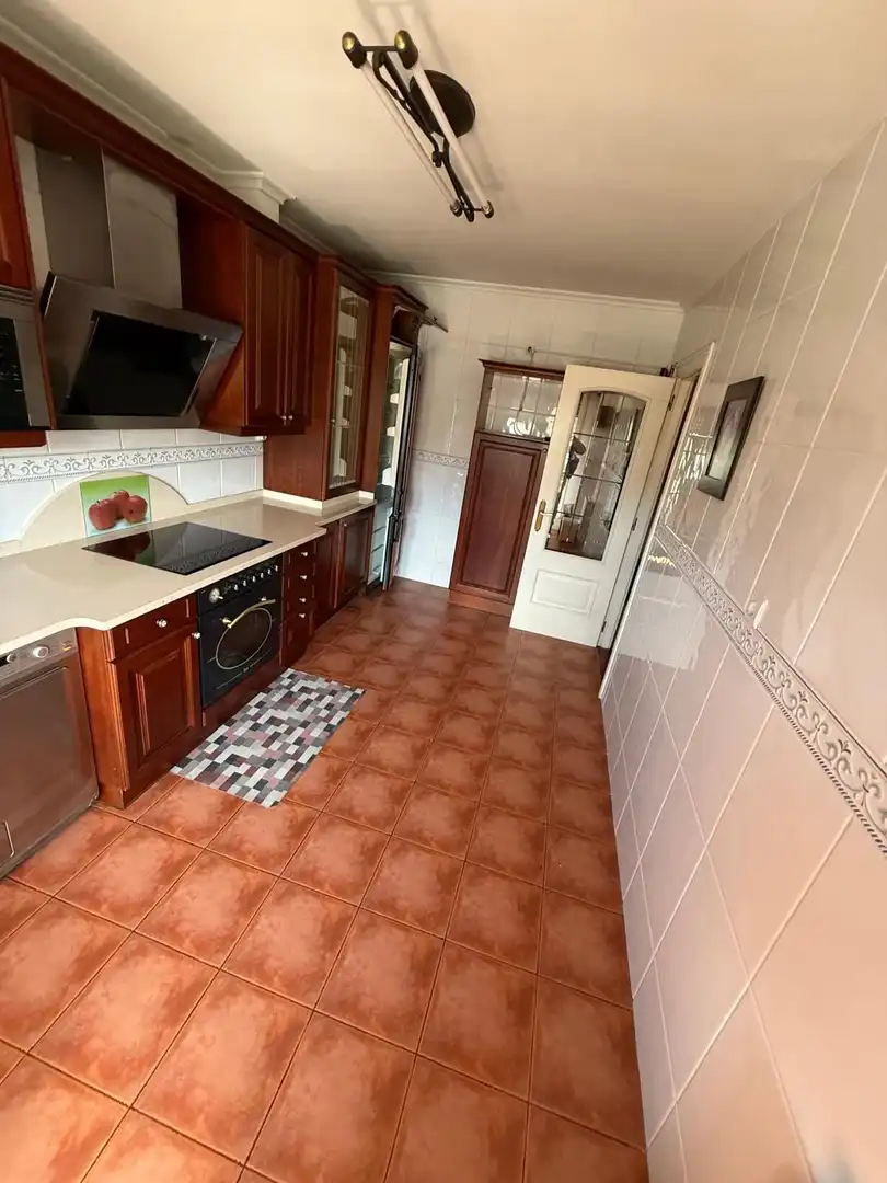 Cuina de Dúplex en venda en Santurtzi  amb Calefacció, Terrassa i Traster