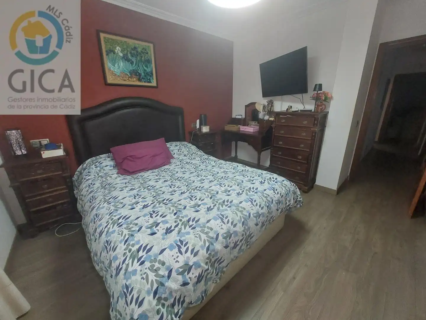 Dormitori de Casa o xalet en venda en Algeciras amb Jardí privat i Traster
