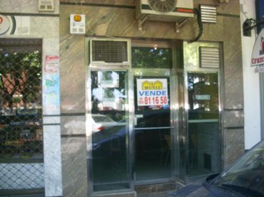 Local comercial en venda a Don Benito