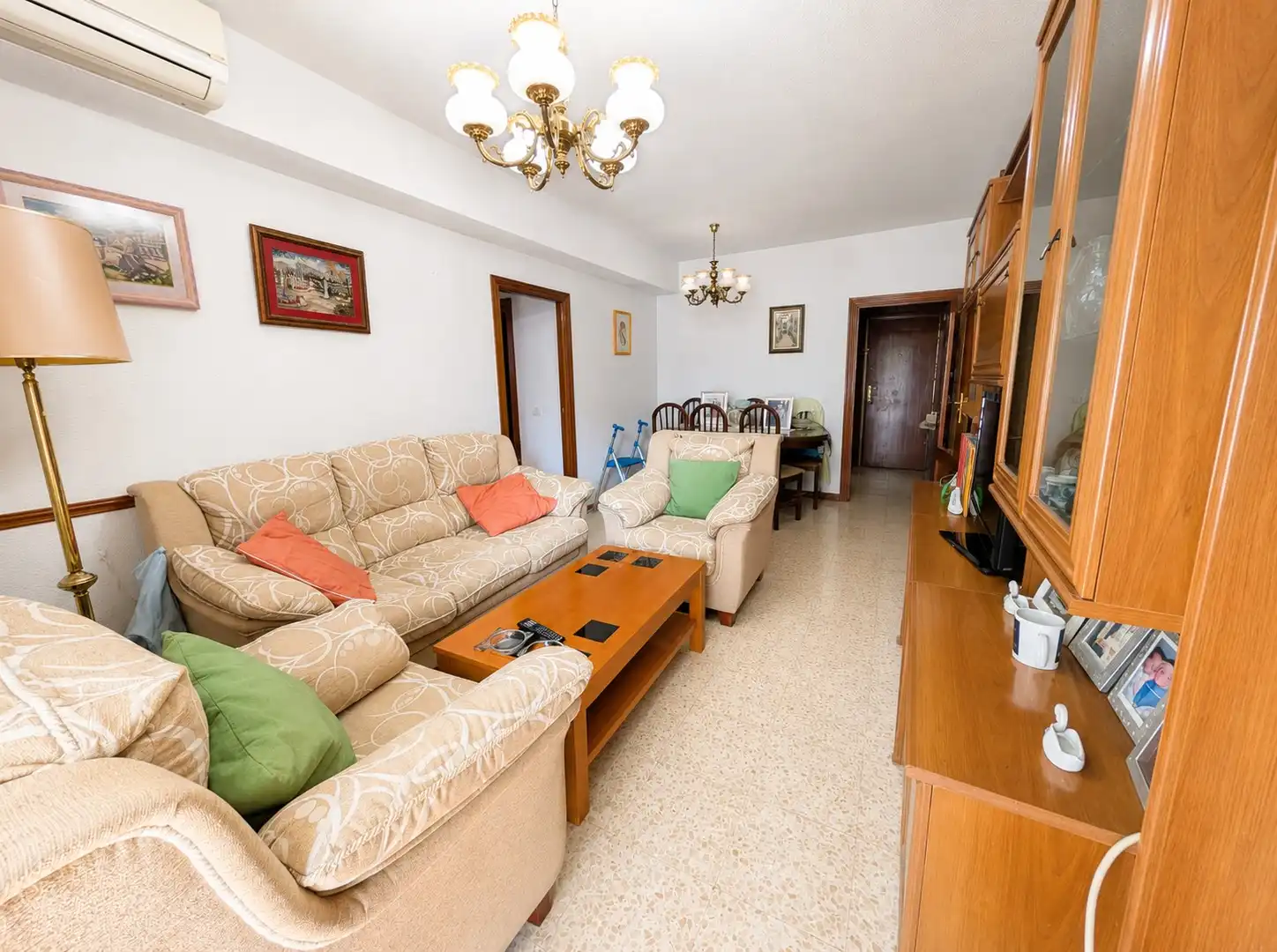 Living room of Flat for sale in Fuenlabrada  with Terrace and Balcony
