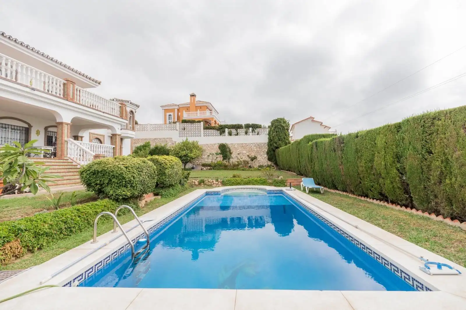 Jardí de Casa o xalet en venda en Benalmádena amb Aire condicionat, Jardí privat i Terrassa