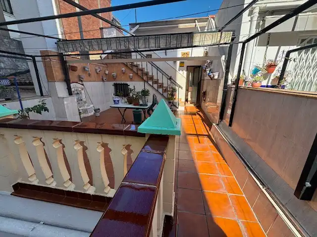 Casa adosada en venta en Carrer Jacint Verdaguer, Casc Antic