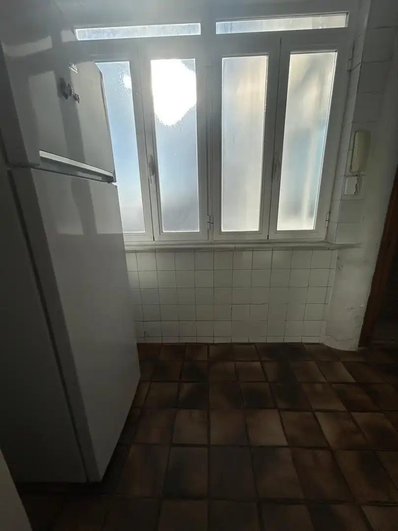 Cuina de Pis en venda en Cádiz amb Calefacció, Terrassa i Balcó