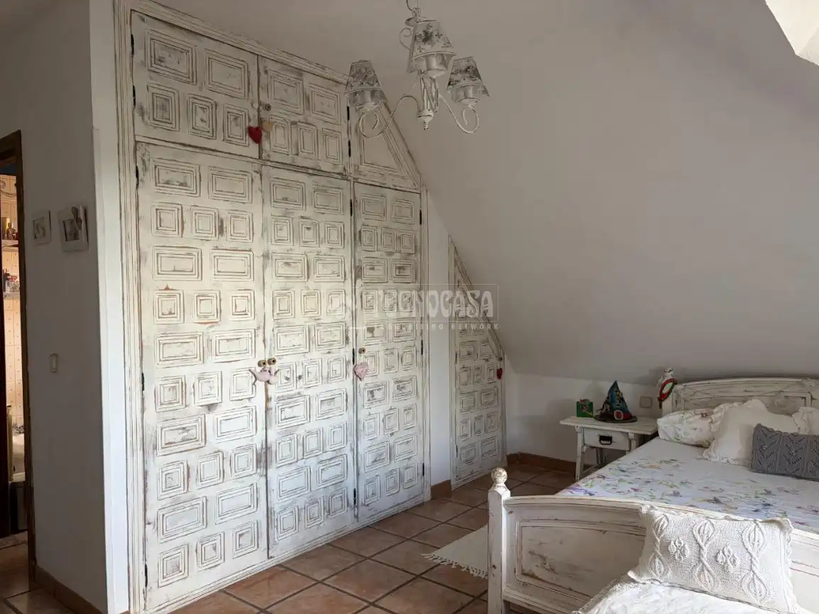 Bedroom of Houses for sale in Valdetorres de Jarama  with Heating, Private garden and Swimming Pool