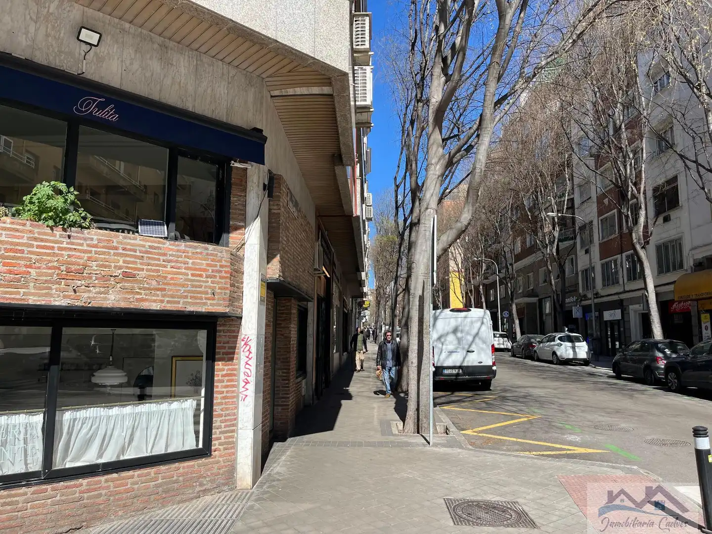 Local comercial de lloguer a andres mellado, imagen 4