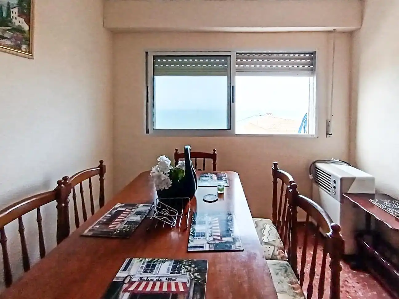 Menjador de Apartament en venda en Miramar amb Terrassa, Moblat i Piscina comunitària