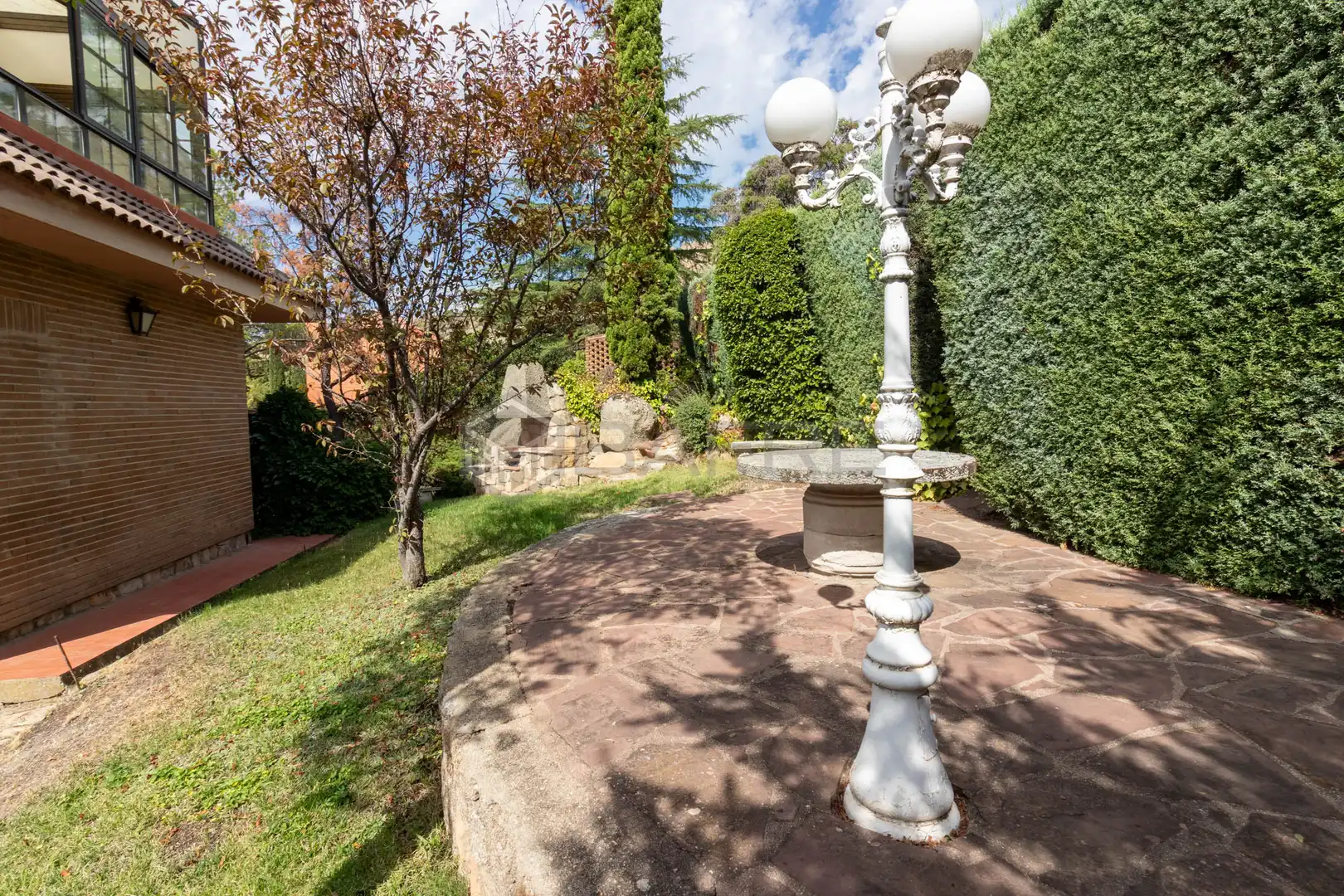Jardí de Casa o xalet en venda en Torrelodones amb Calefacció, Jardí privat i Parquet