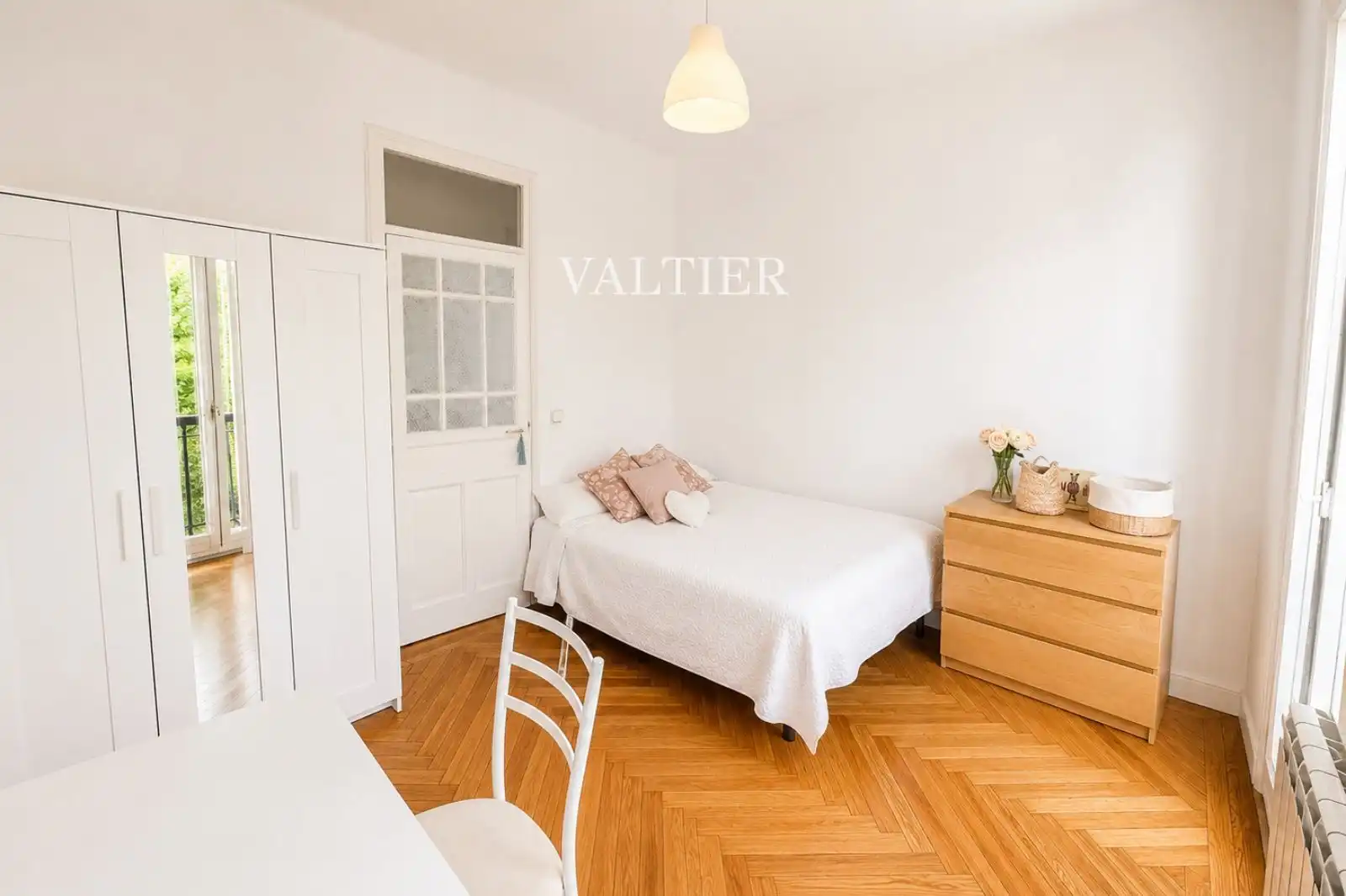 Habitación de Piso de alquiler en Madrid con Amueblado
