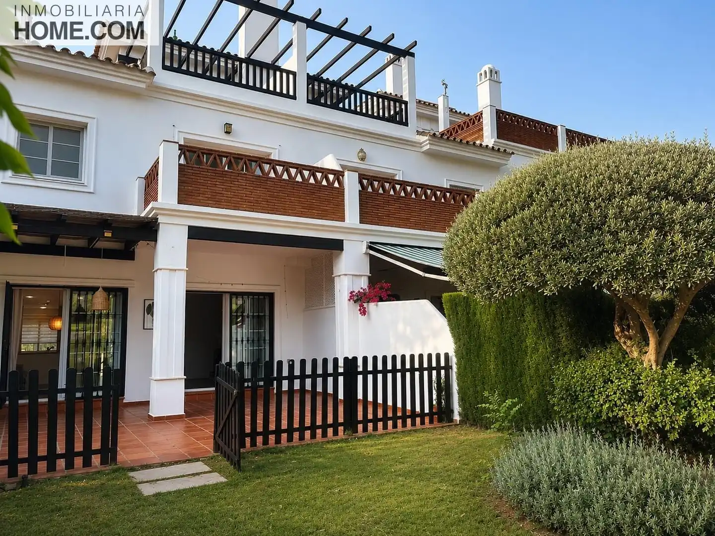 Reihenhaus mit Terrasse zum Verkauf in Avenida Lauro Golf