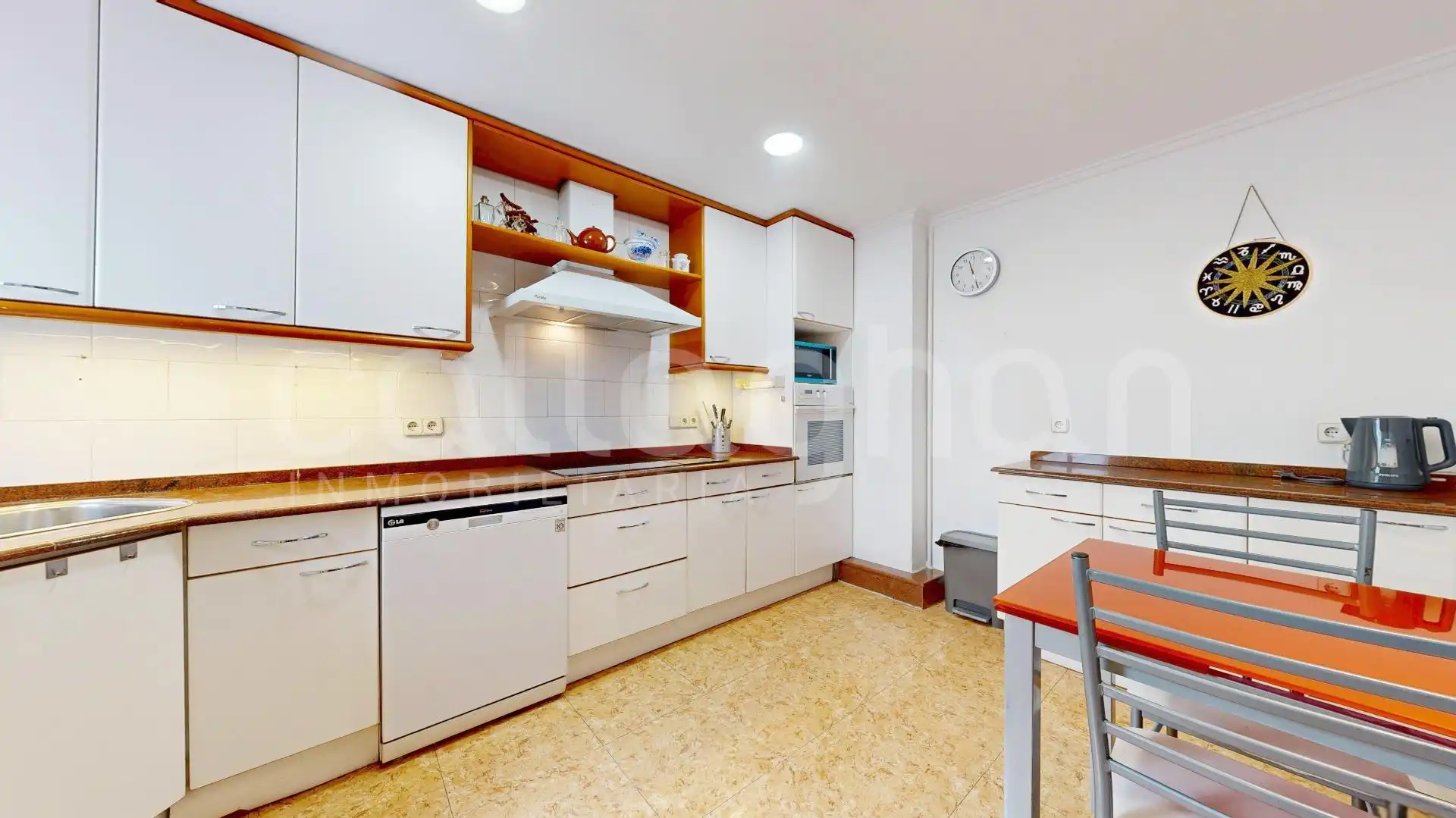 Wohnung zur Miete in Calle CISCAR, Gran Via