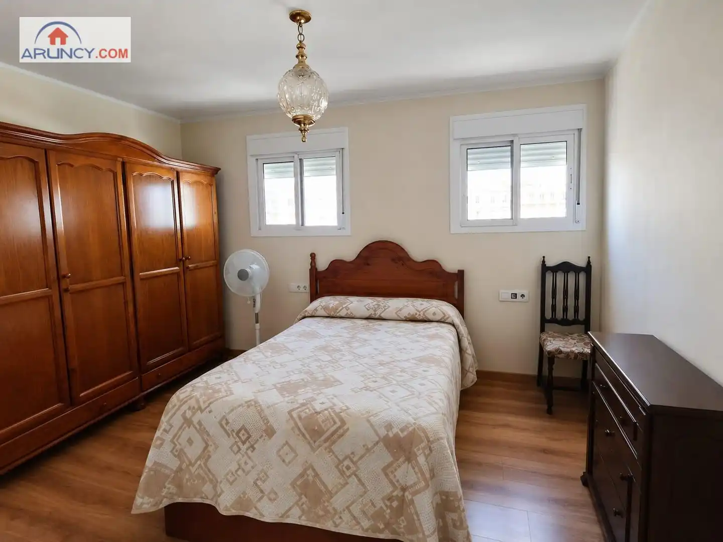 Habitación de Piso en venta en Sevilla con Aire acondicionado, Terraza y Amueblado