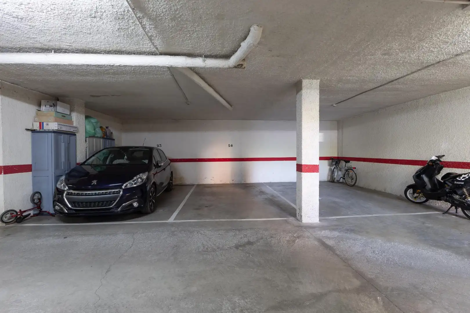 Parking of Flat for sale in Sagunto / Sagunt  with Air Conditioner, Heating and Storage room