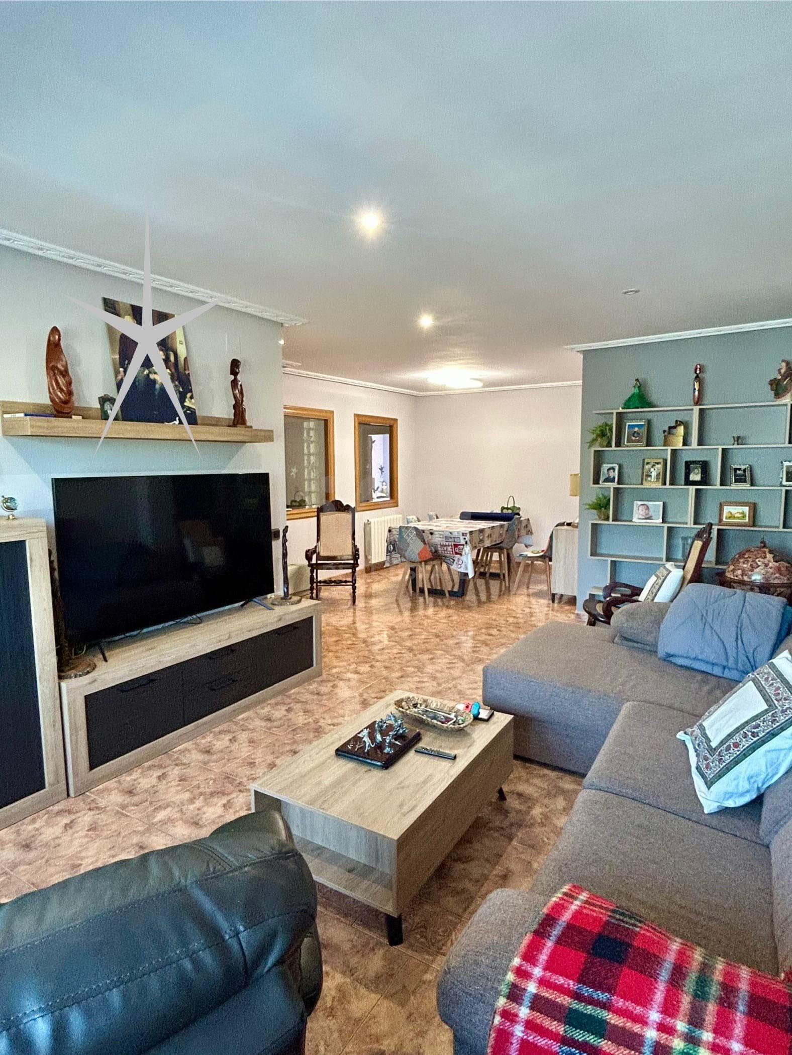 Living room of House or chalet for sale in La Robla   with Heating and Terrace