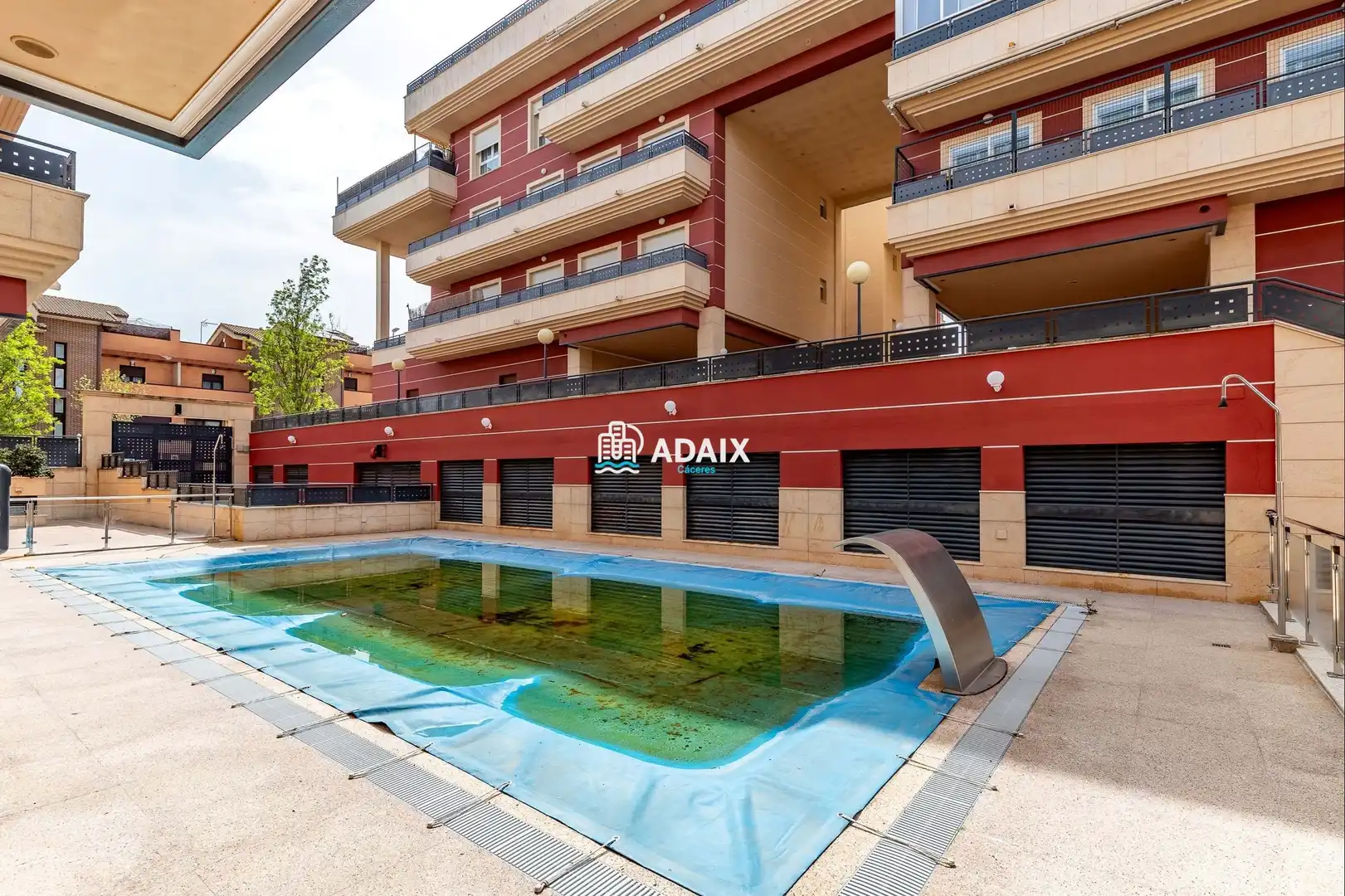 Piscina de Piso en venta en Cáceres con Aire acondicionado, Calefacción y Terraza