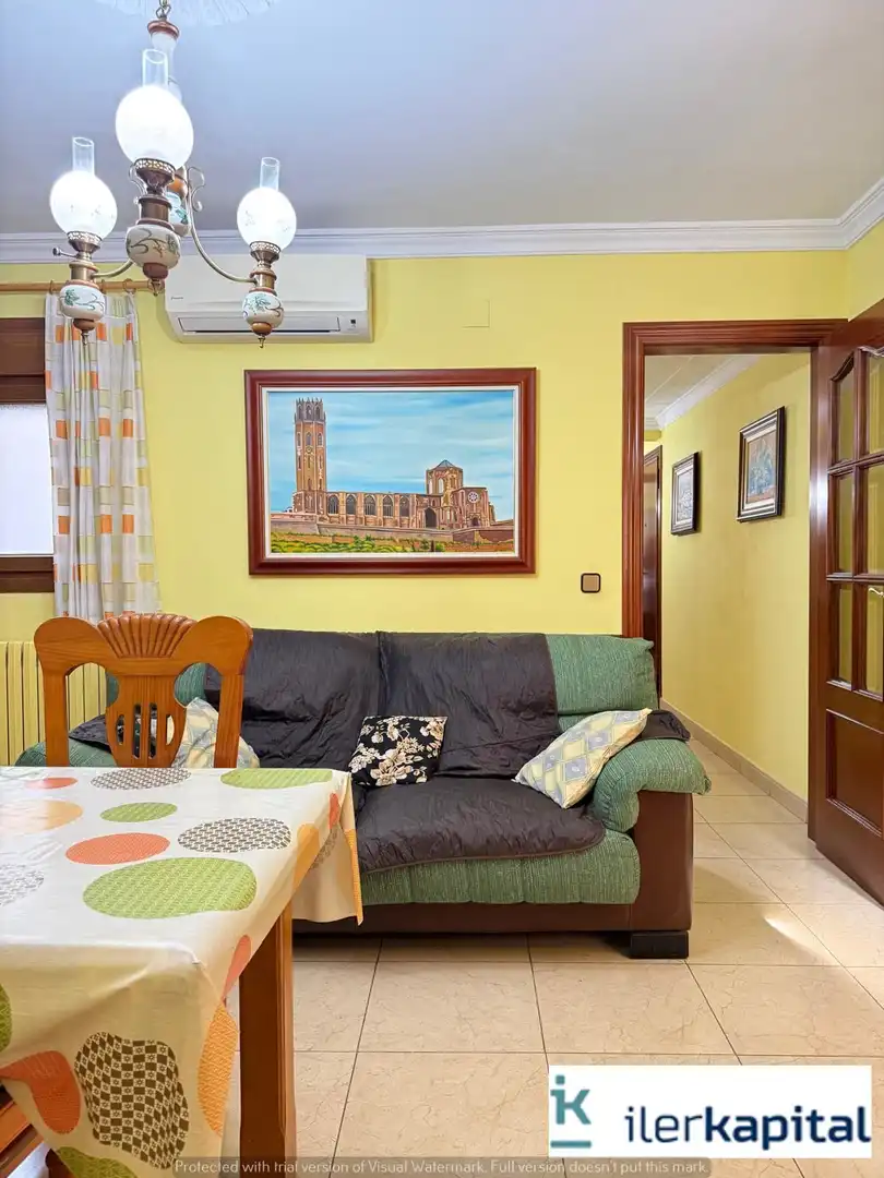 Wohnzimmer von Maisonette zum Verkauf in Lleida mit Klimaanlage, Heizung und Terrasse