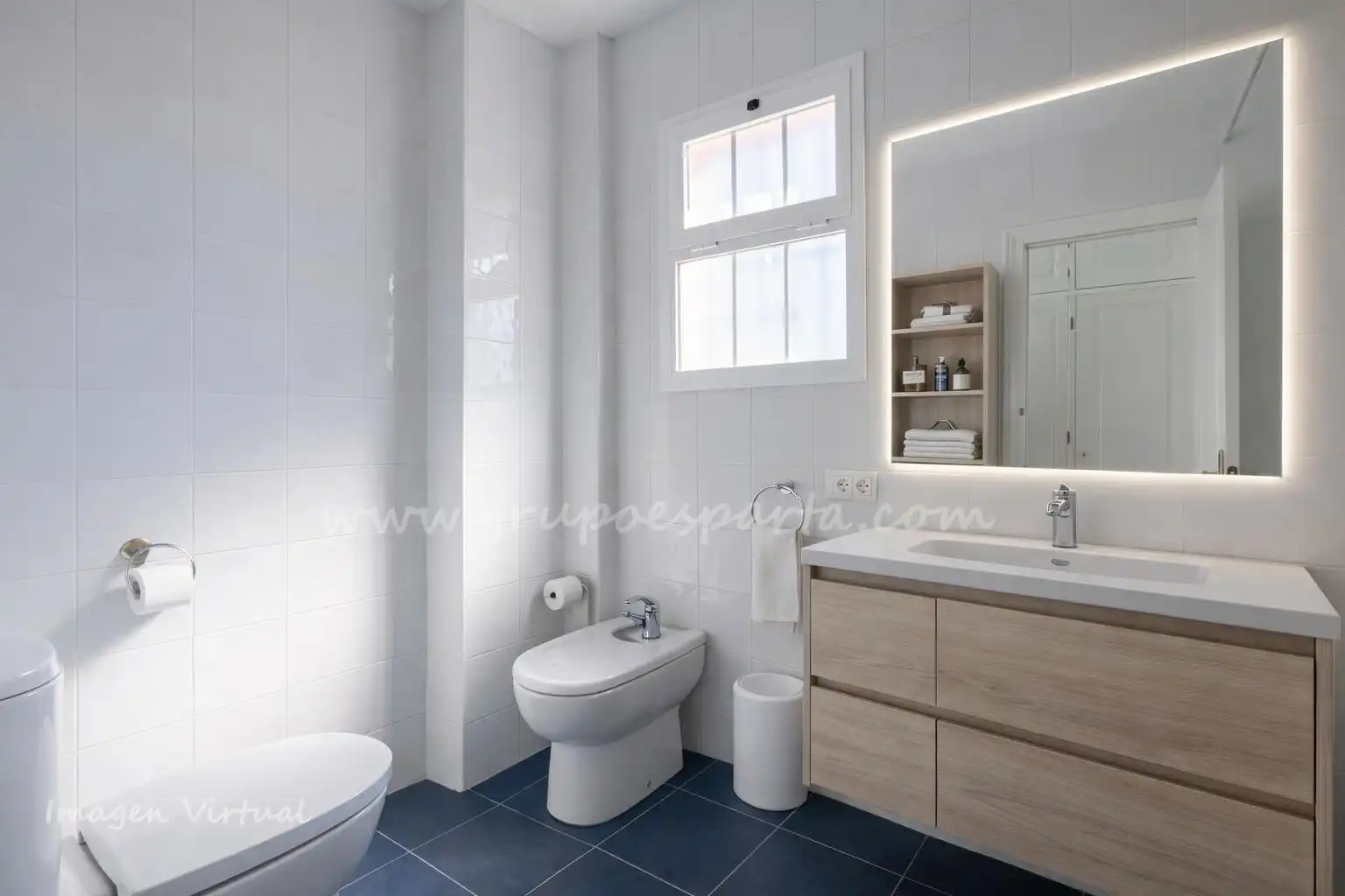 Bathroom of Detached homes for sale in Espartinas  with Air Conditioner, Heating and Oven