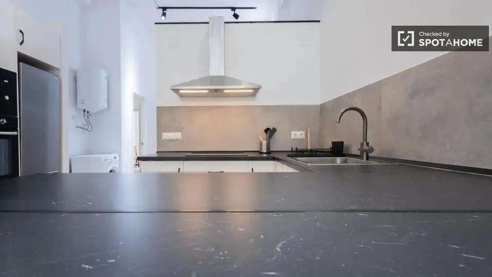 Kitchen of Flat for rent in Valencia  with Air Conditioner, Heating and Furnished