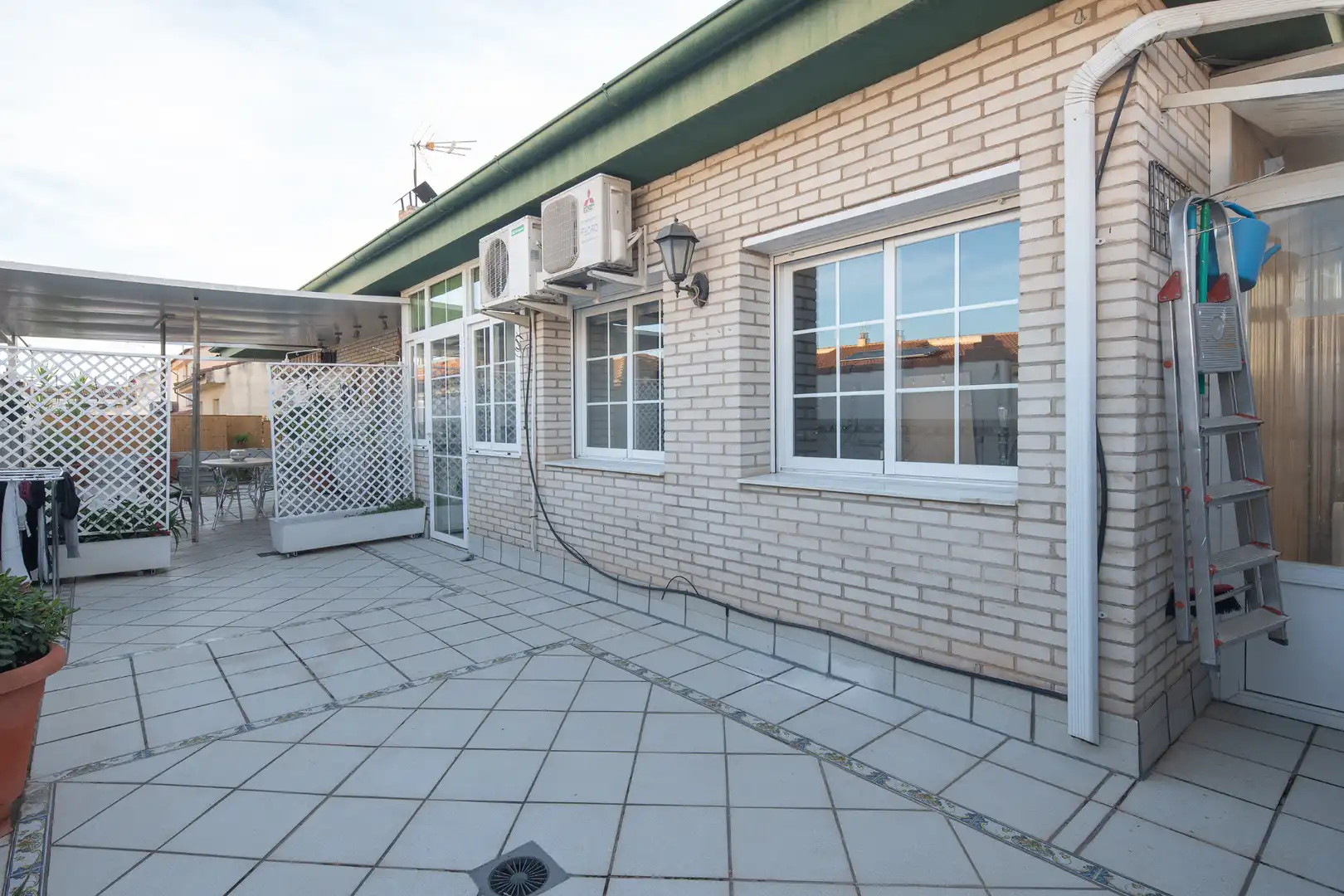 Chalet con terraza en venta en Calle Cisne, imagen 16