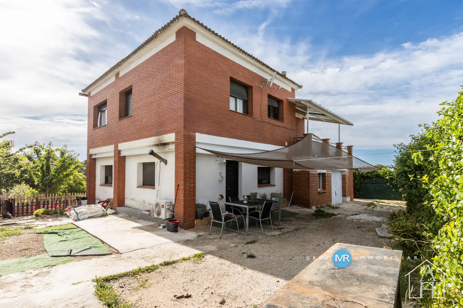 Landhaus mit Terrasse zum Verkauf in Carrer Madrid 976, imagen 3
