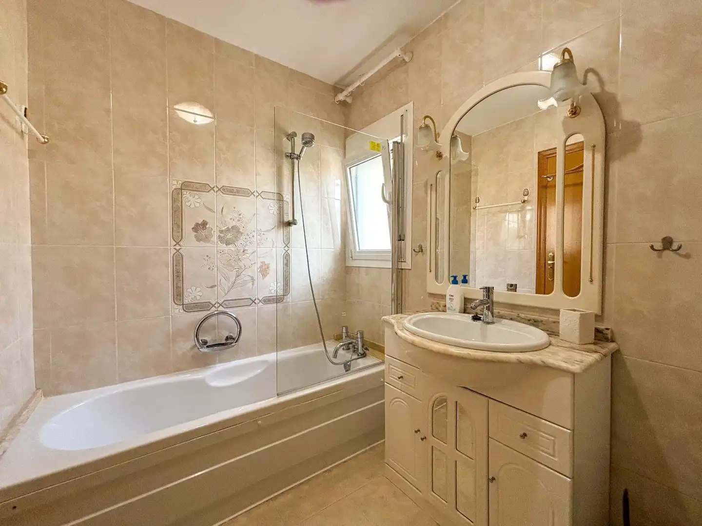 Bathroom of Houses for rent in Orihuela  with Air Conditioner, Private garden and Terrace