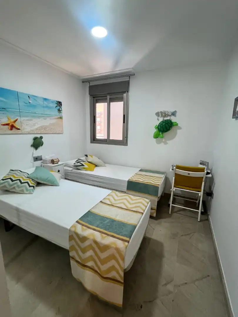 Schlafzimmer von Wohnungen zum Verkauf in Oropesa del Mar / Orpesa mit Klimaanlage, Terrasse und Abstellraum