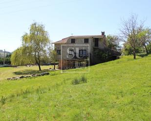 Country house zum verkauf in A Lama   mit Privatgarten
