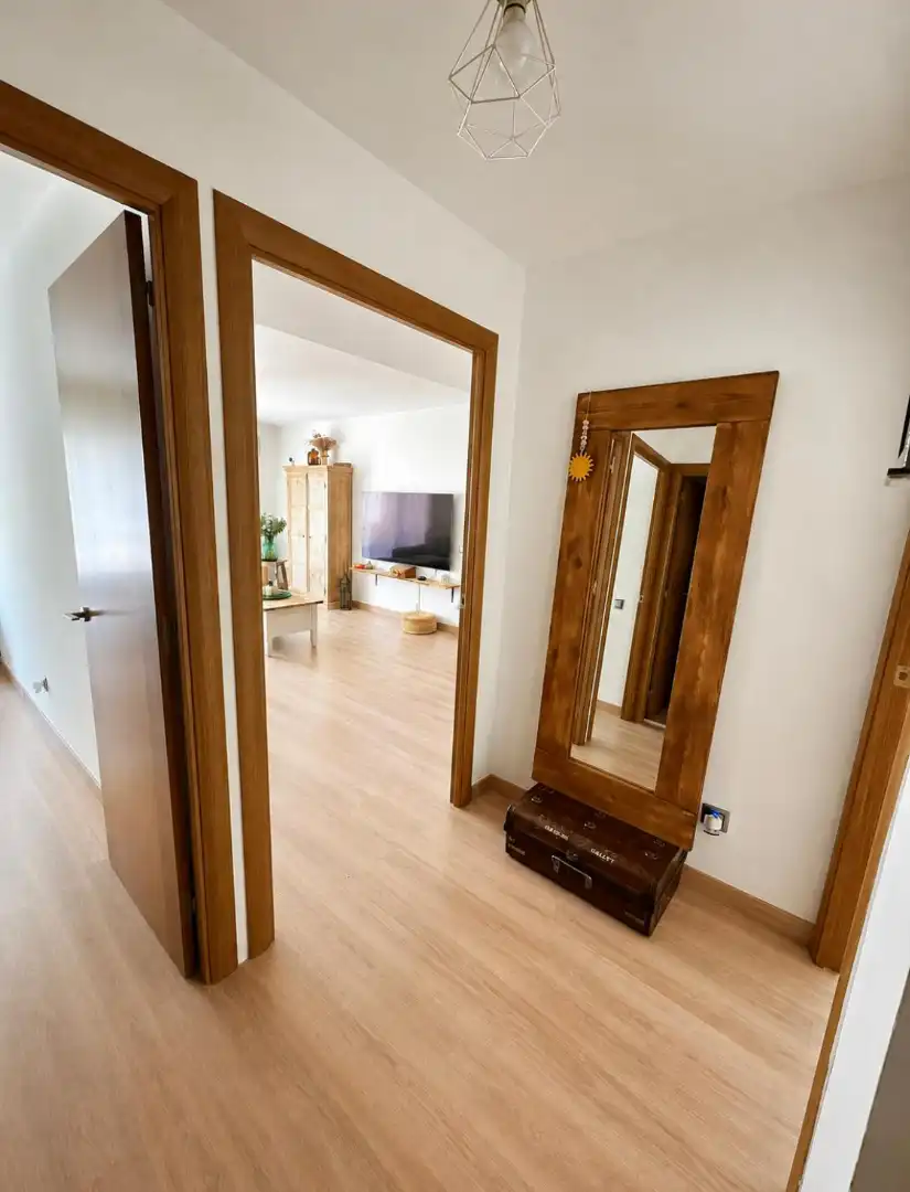 Flat with terrace for sale in Carrer de Castillejos, imagen 3