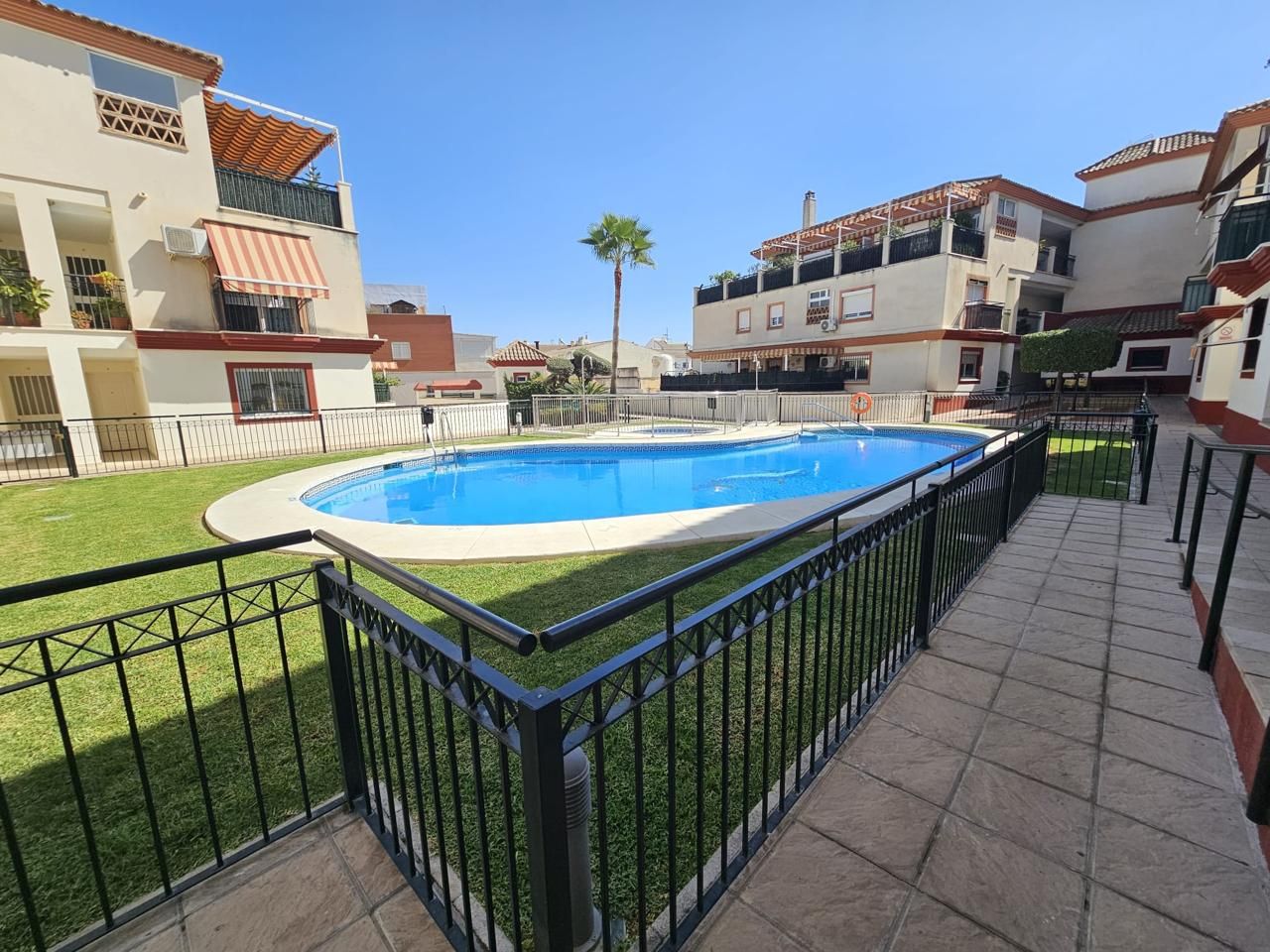 Piscina de Planta baixa en venda en Alhaurín de la Torre amb Aire condicionat