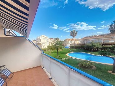 Maison mitoyenne avec piscine à vendre à Oliva Playa