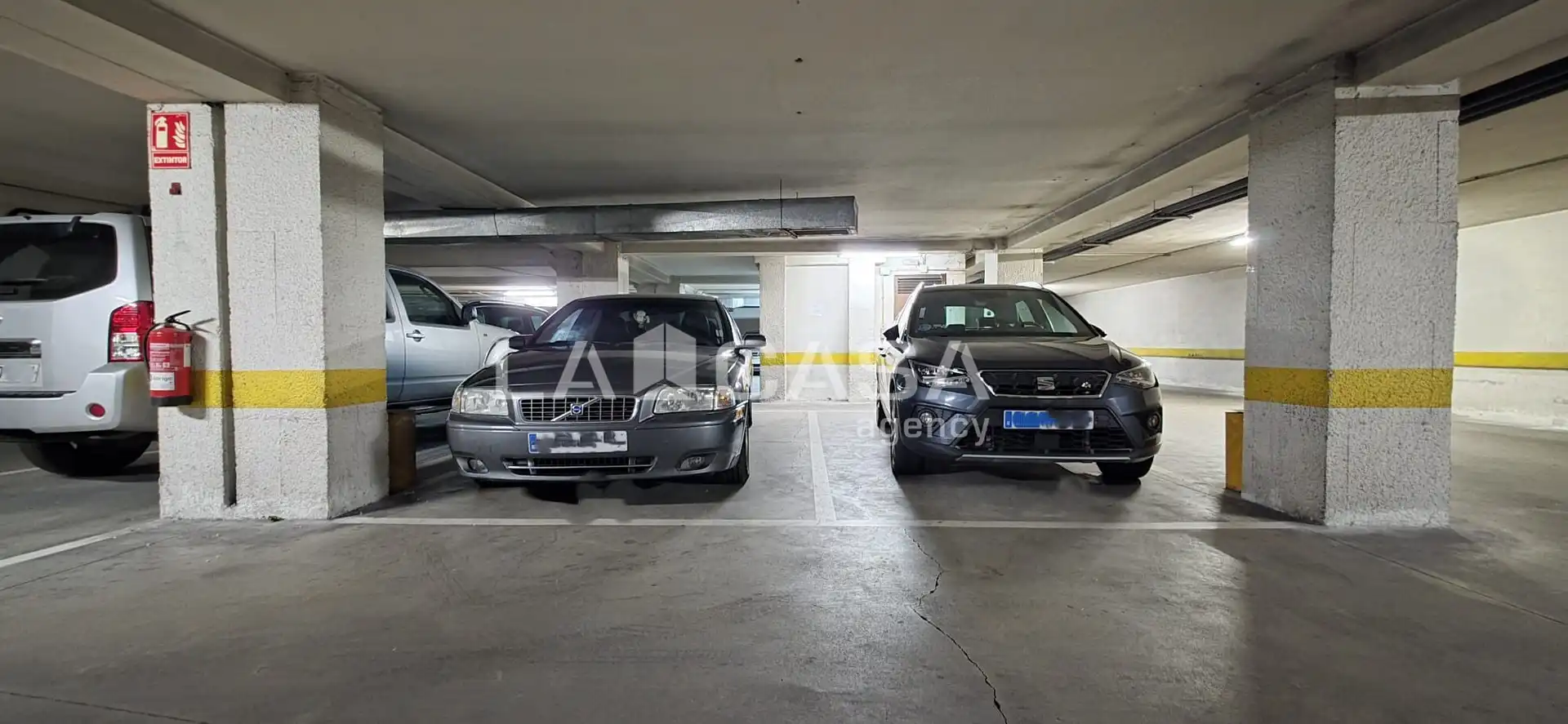 Parking de Piso en venta en Valladolid con Calefacción, Trastero y Balcón