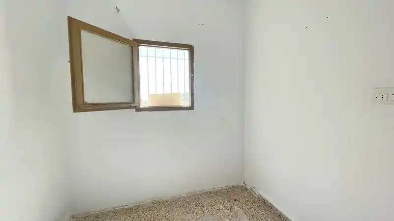 Habitación de Casa o chalet en venta en Alicante / Alacant con Piscina comunitaria