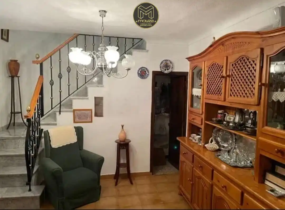 Casa amb terrassa en venda a Mengíbar, imagen 3