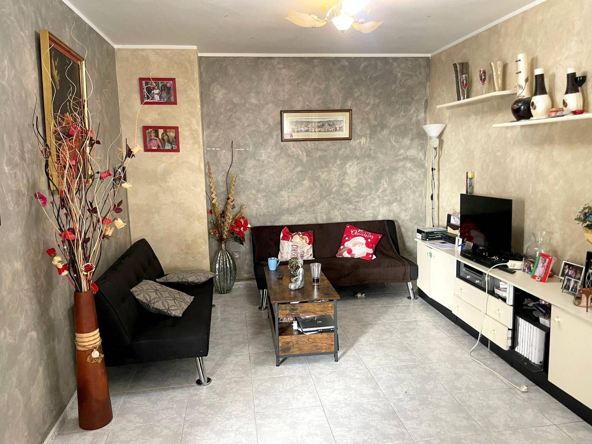 Sala d'estar de Casa adosada en venda en Polán amb Calefacció